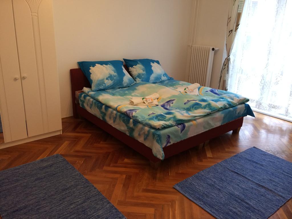 Irisz Apartman Budapest Exteriör bild