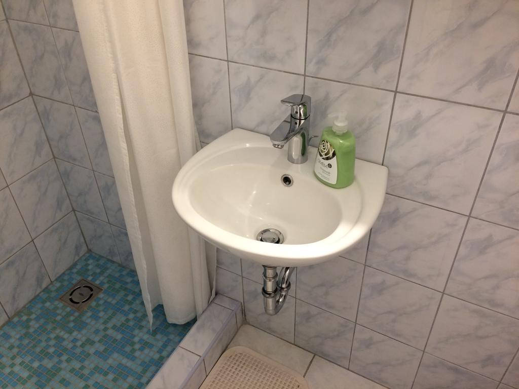 Irisz Apartman Budapest Exteriör bild