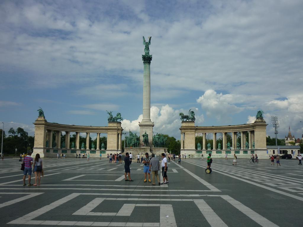 Irisz Apartman Budapest Exteriör bild