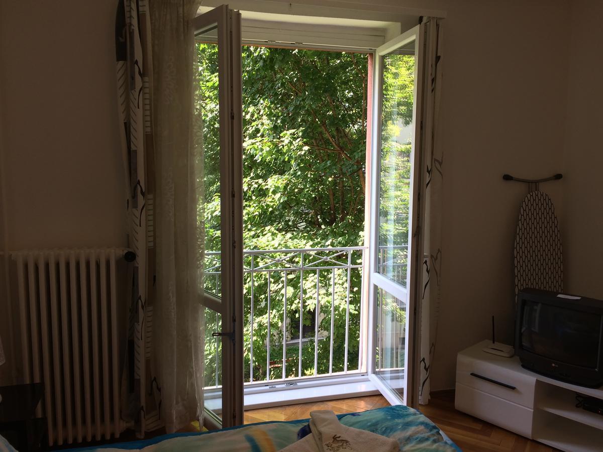 Irisz Apartman Budapest Exteriör bild